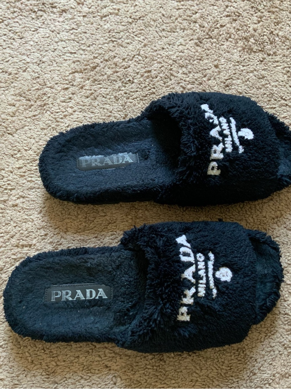 Prada Women’s Black Logo Shearling Embroidered Logo Slides Slippers Size 38 - Picture 6 of 10